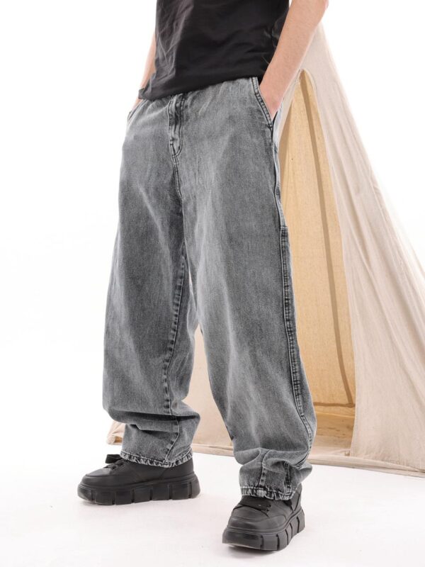 BALLON DENIM IN GRAY IN BLACK