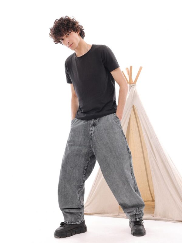 BALLON DENIM IN GRAY IN BLACK